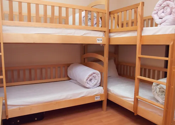 Globus Hostel